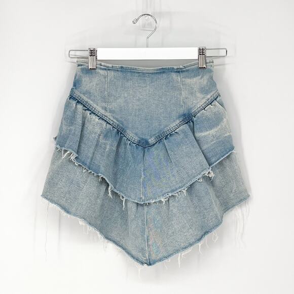 MOTHER The Ruffle Mini Raw Edge Denim Skirt Women’s Size 24 Action Shot - Picture 7 of 7